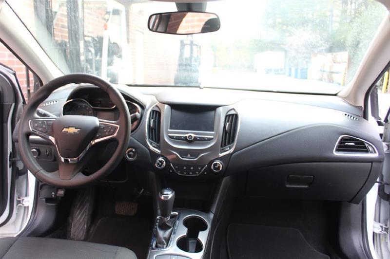 Chevrolet Cruze  2018