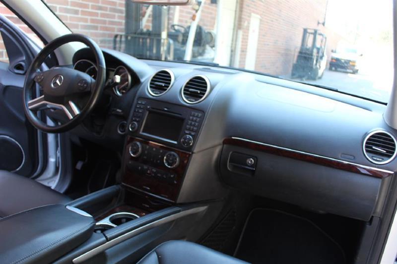 Mercedes-Benz GL-Class  2012