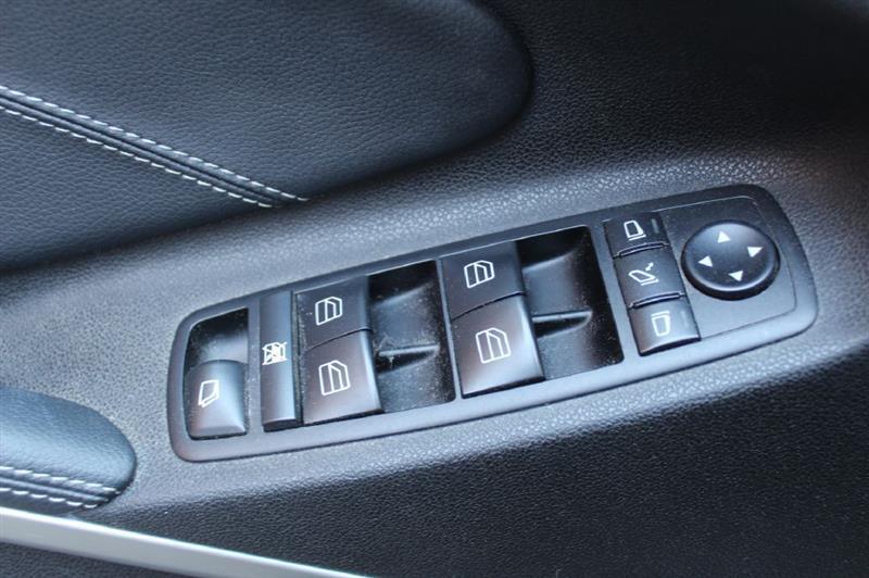 Mercedes-Benz GL-Class  2012