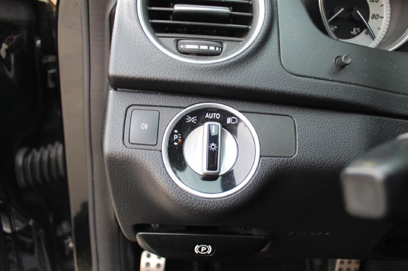 Mercedes-Benz C-Class  2012