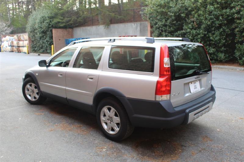 Volvo XC70  2005