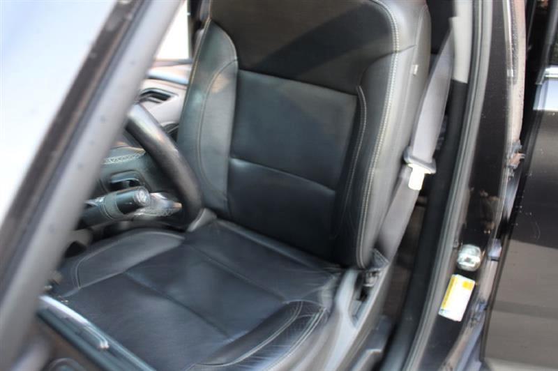 Chevrolet Suburban  2017