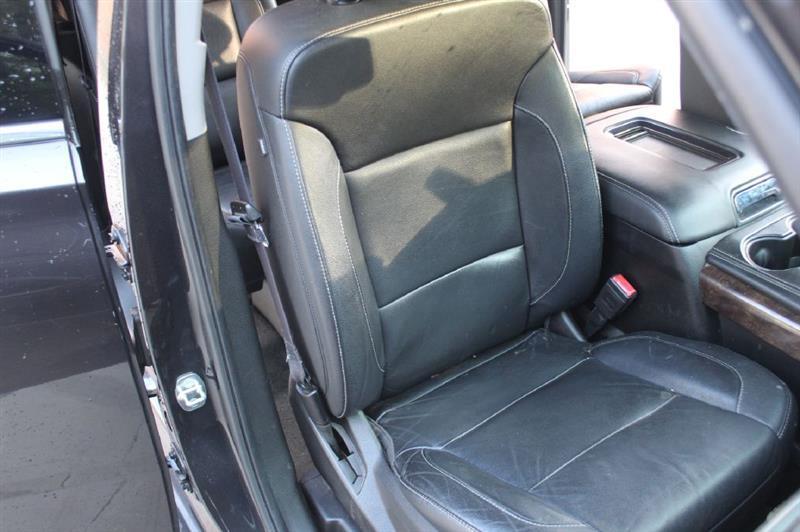 Chevrolet Suburban  2017