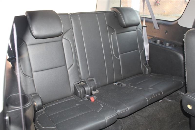 Chevrolet Suburban  2017