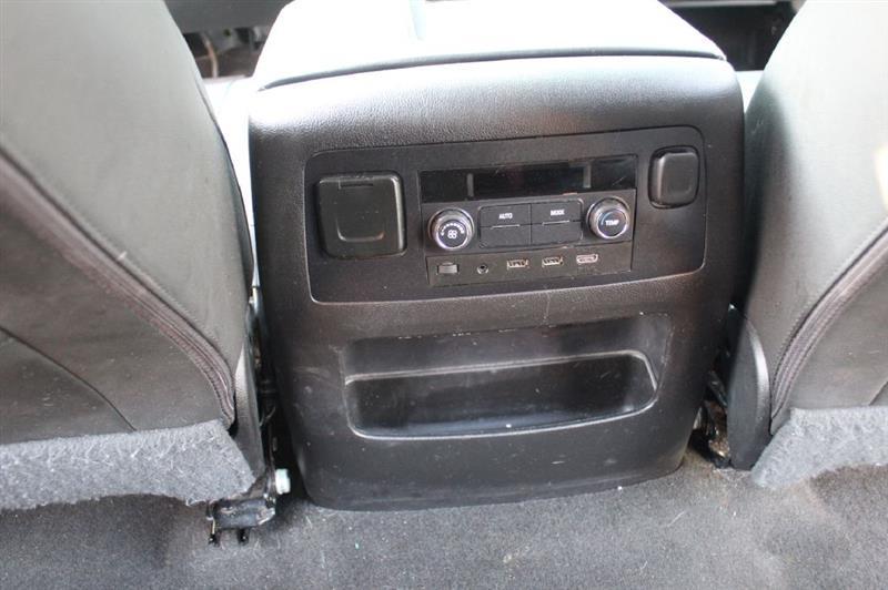 Chevrolet Suburban  2017