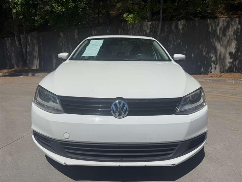Volkswagen Jetta  2011