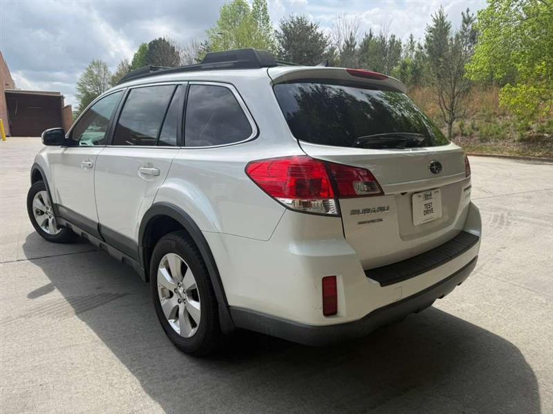 Subaru Outback  2011