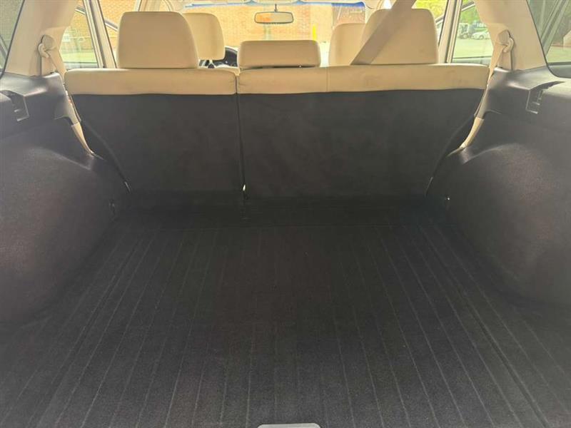 Subaru Outback  2011