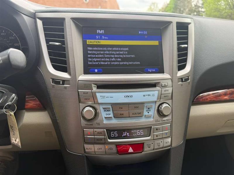 Subaru Outback  2011