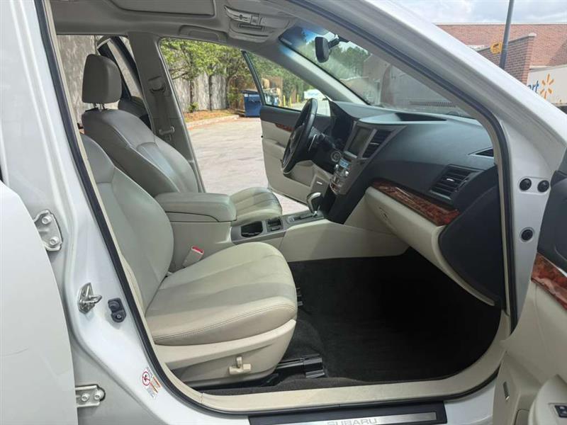 Subaru Outback  2011