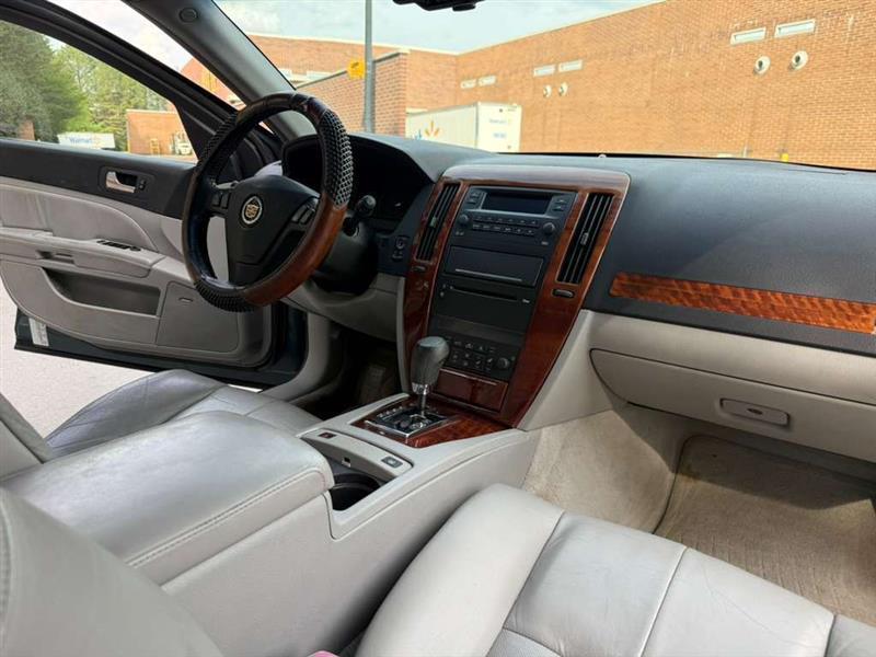 Cadillac STS  2006