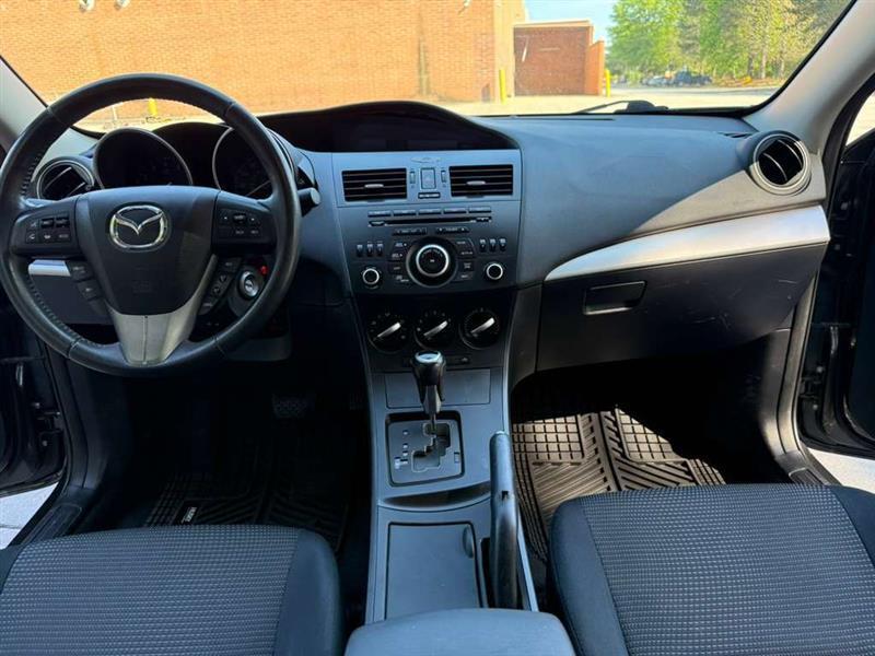 Mazda MAZDA3  2012