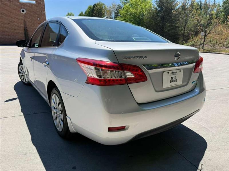 Nissan Sentra  2013