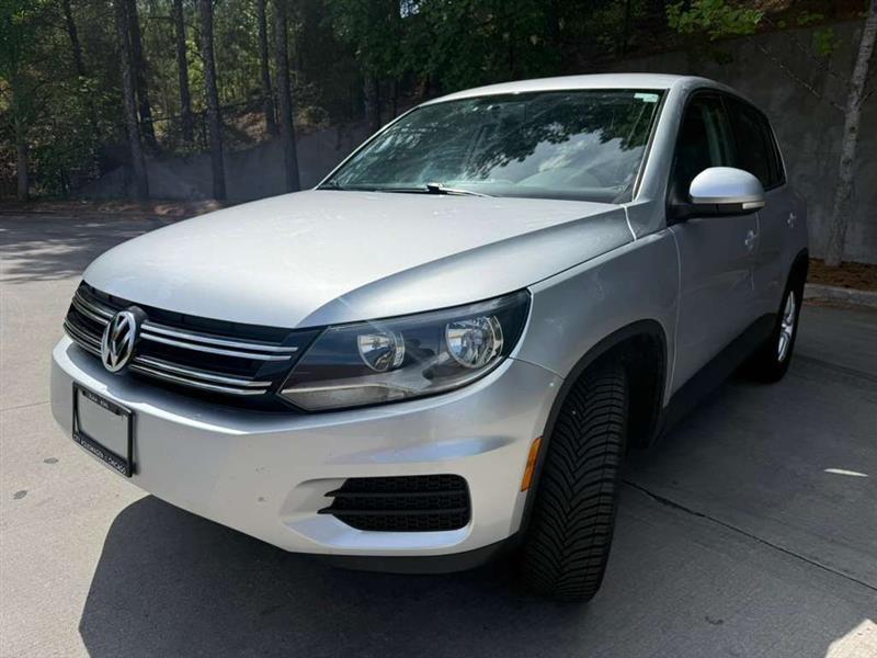 Volkswagen Tiguan  2012