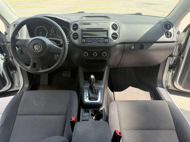 Volkswagen Tiguan  2012