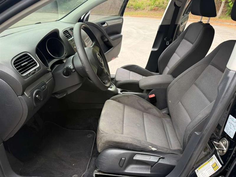 Volkswagen Golf  2012