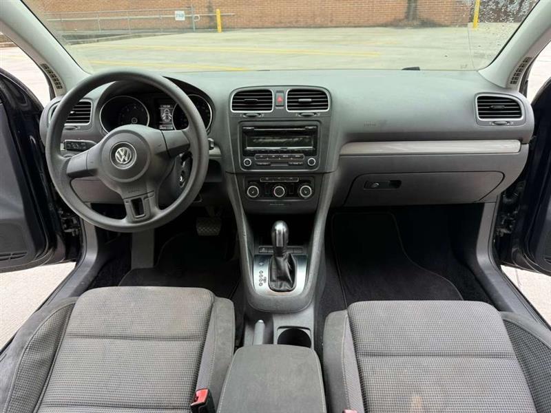 Volkswagen Golf  2012