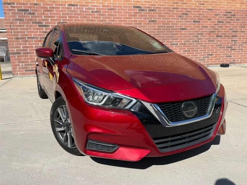 Nissan Versa  2020