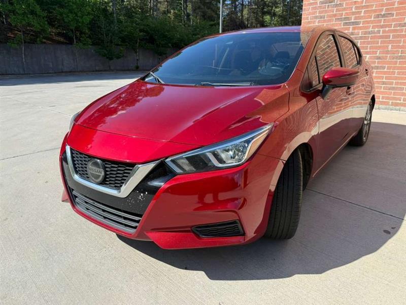 Nissan Versa  2020