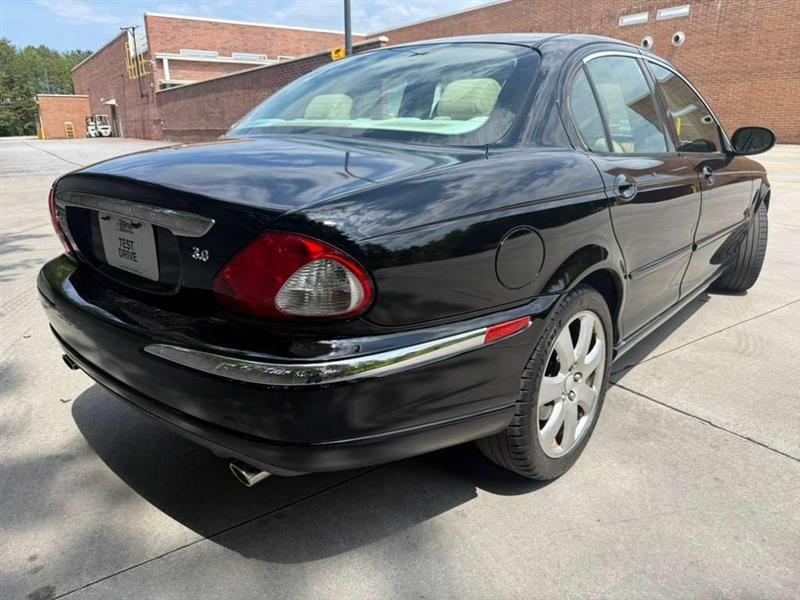Jaguar X-Type  2004