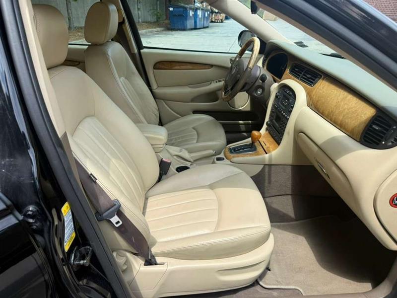 Jaguar X-Type  2004