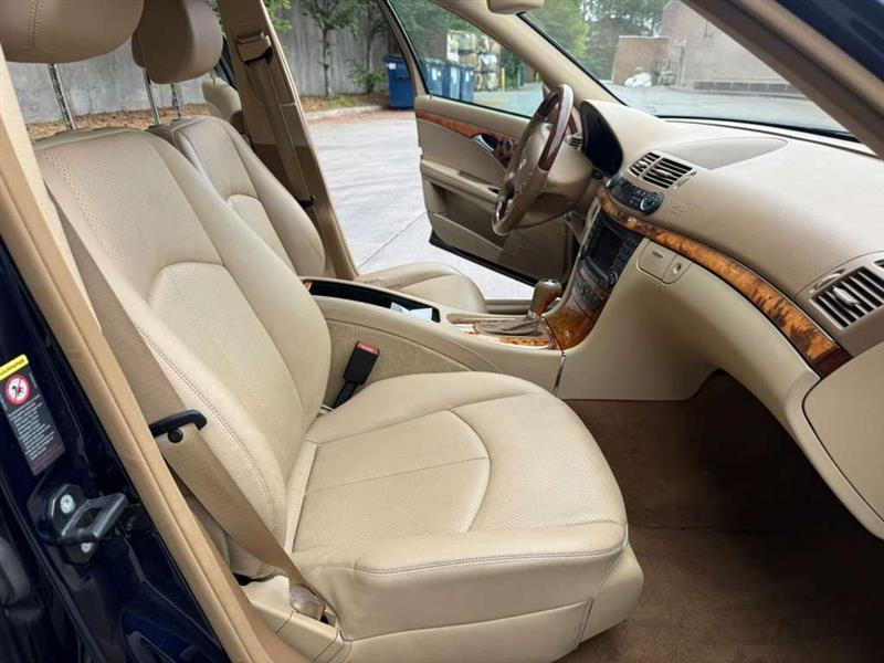 Mercedes-Benz E-Class  2007