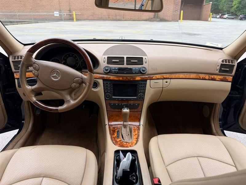 Mercedes-Benz E-Class  2007