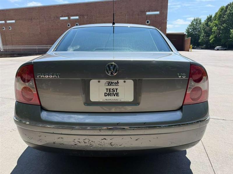 Volkswagen Passat  2005