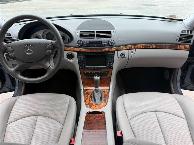Mercedes-Benz E-Class  2007