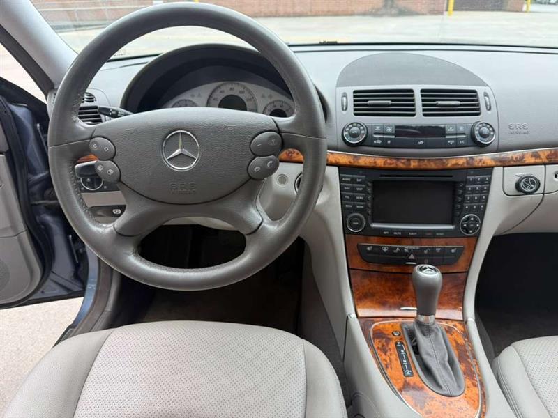Mercedes-Benz E-Class  2007