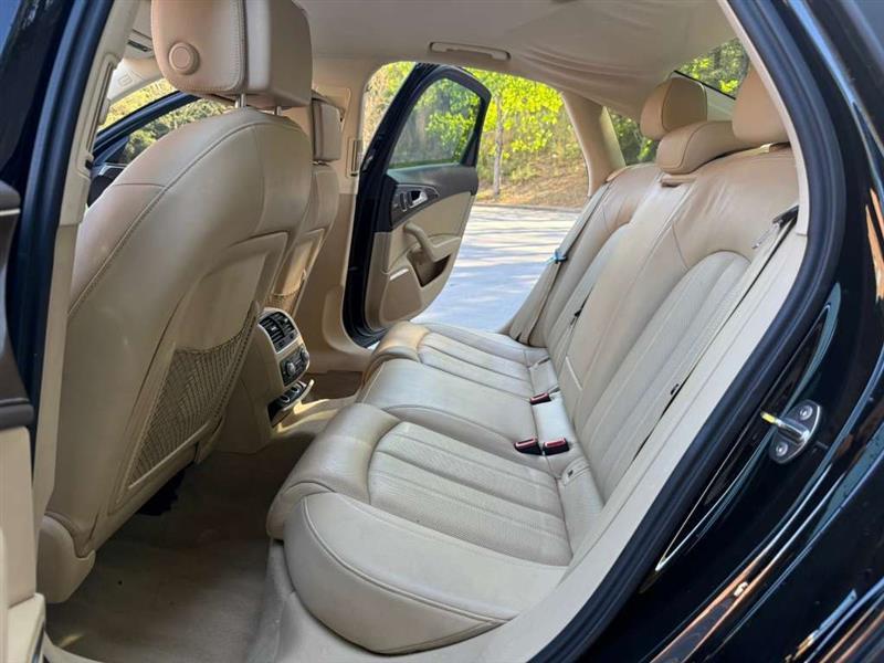 Audi A6  2012