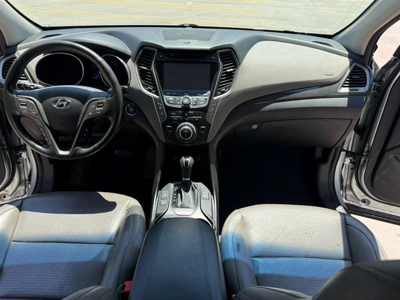 Hyundai Santa Fe  2015