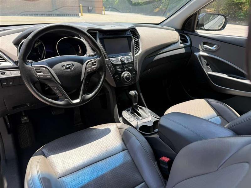 Hyundai Santa Fe  2015