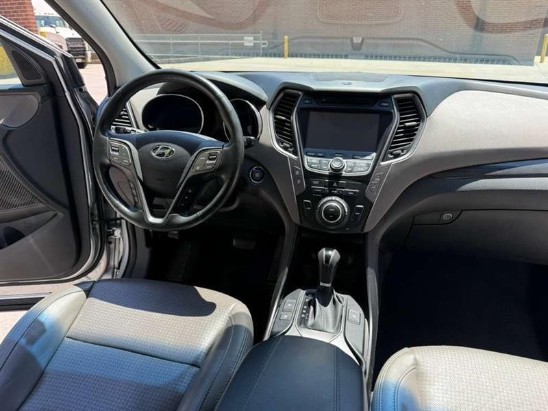 Hyundai Santa Fe  2015