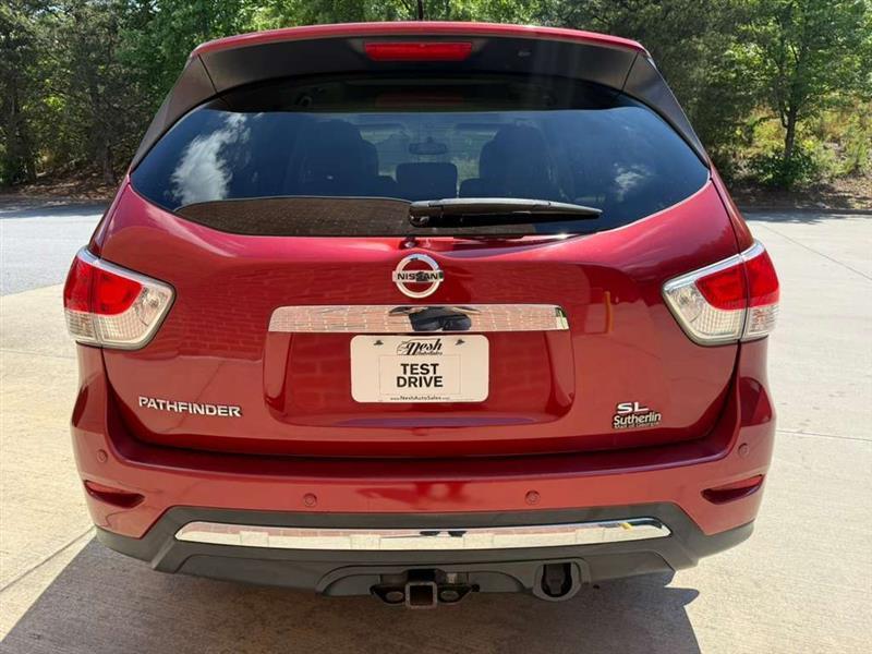 Nissan Pathfinder  2014