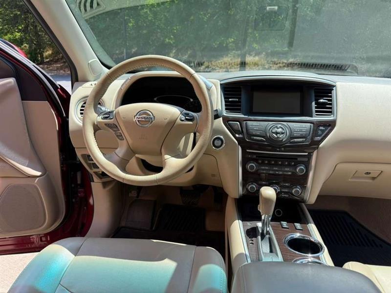 Nissan Pathfinder  2014