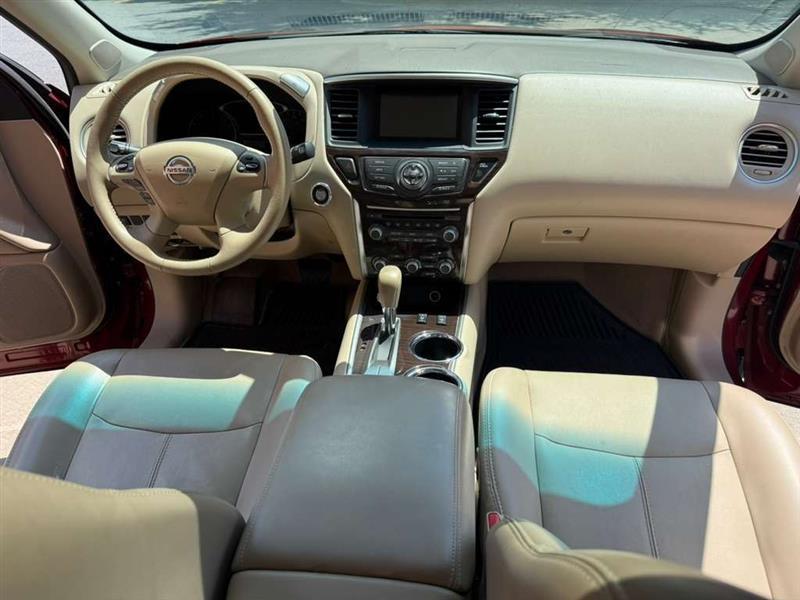 Nissan Pathfinder  2014