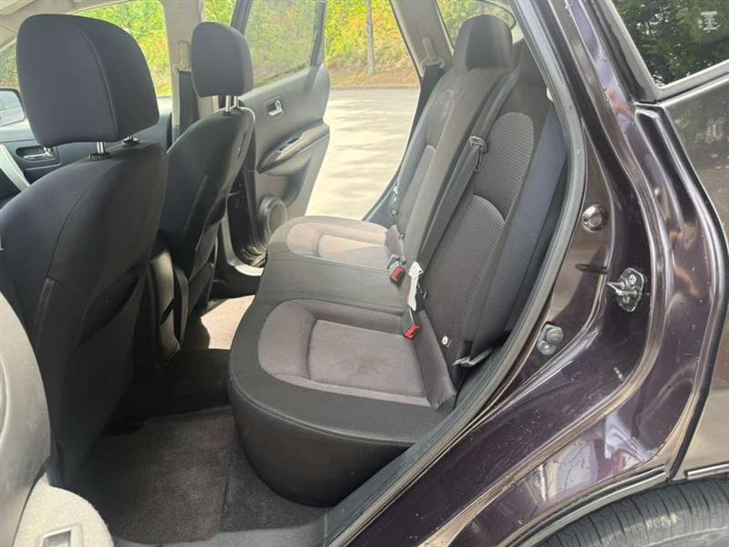 Nissan Rogue  2011