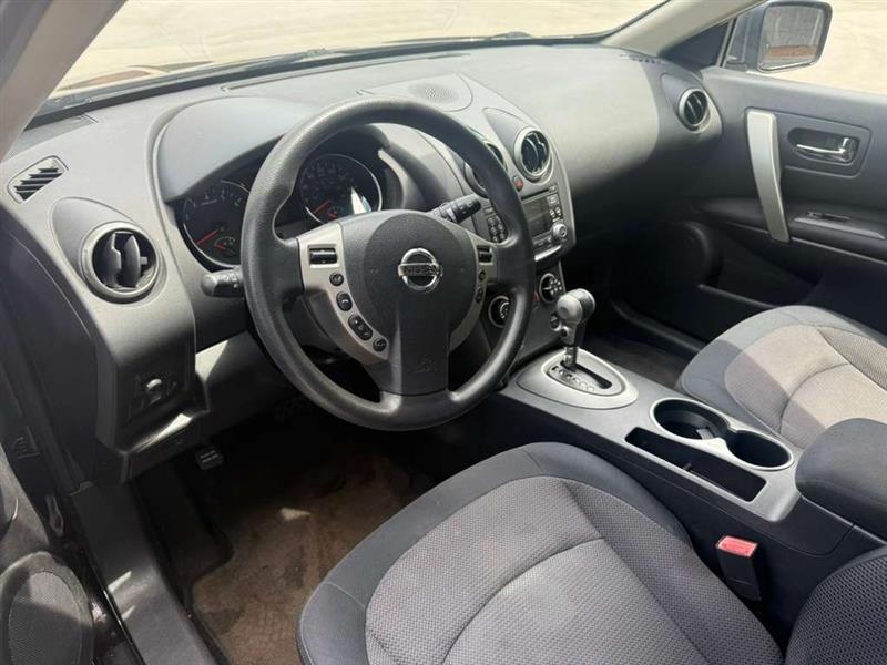 Nissan Rogue  2011