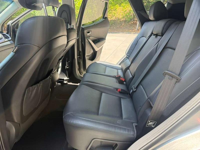 Hyundai Santa Fe  2015