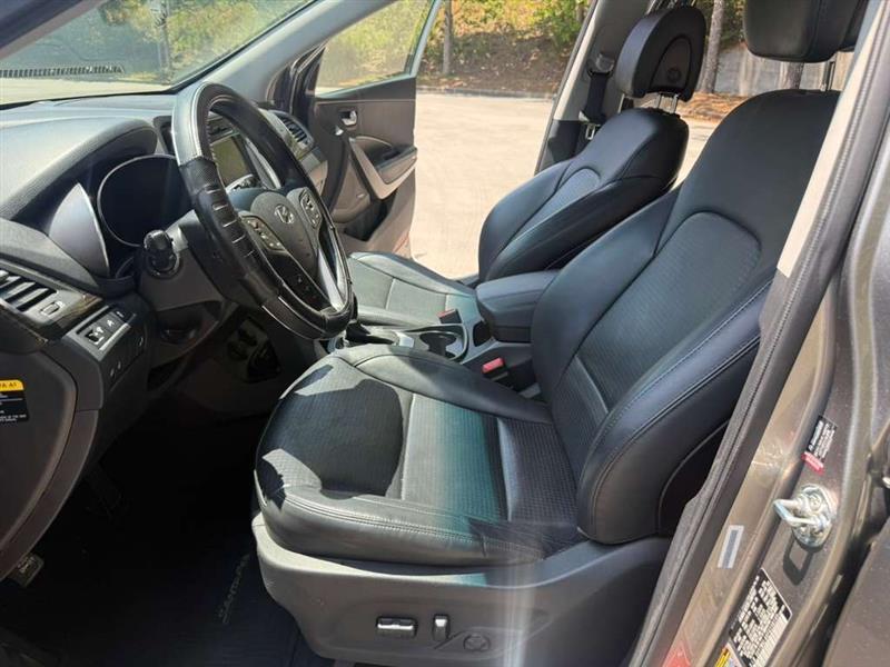 Hyundai Santa Fe  2015