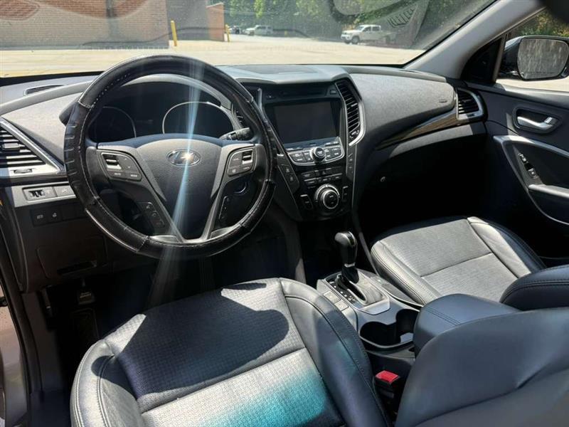 Hyundai Santa Fe  2015