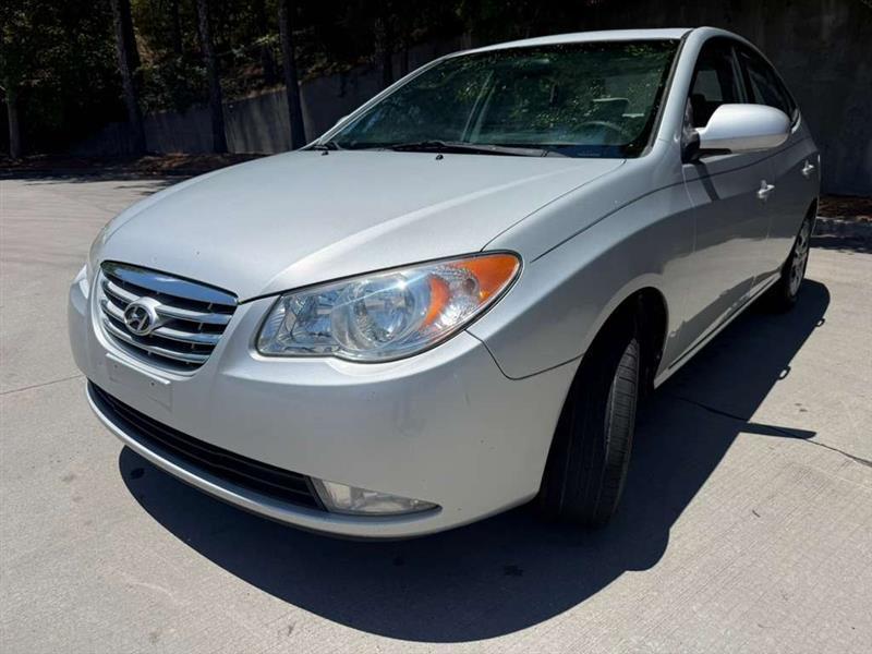 Hyundai Elantra  2010