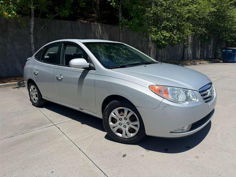 Hyundai Elantra  2010