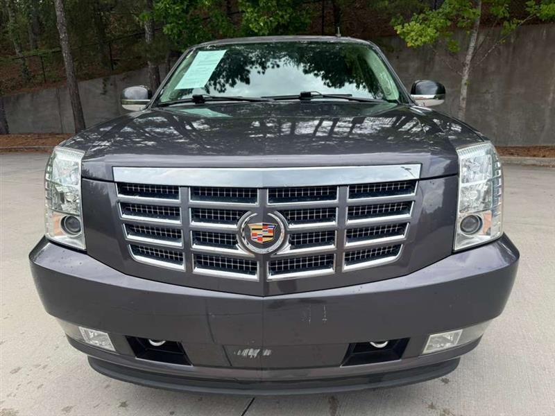 Cadillac Escalade  2011
