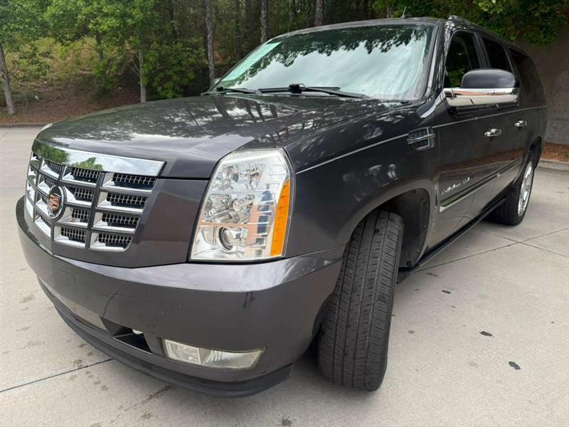 Cadillac Escalade  2011
