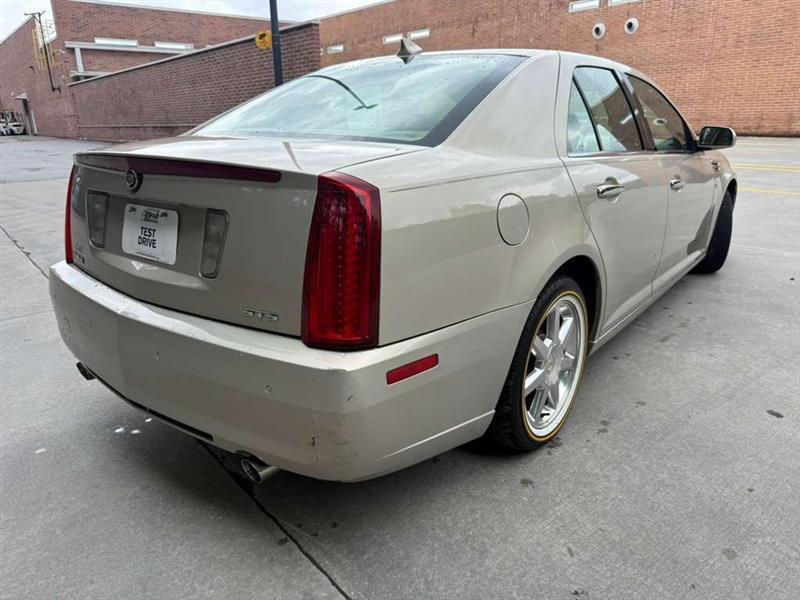 Cadillac STS  2009