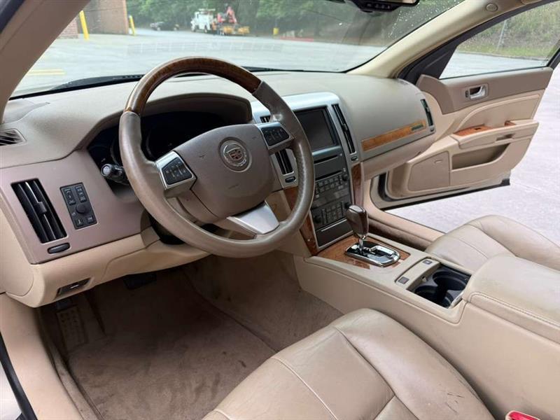 Cadillac STS  2009