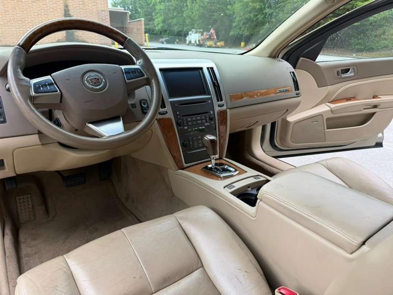 Cadillac STS  2009