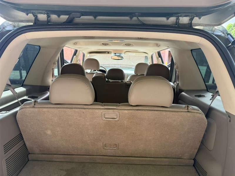Ford Explorer  2004